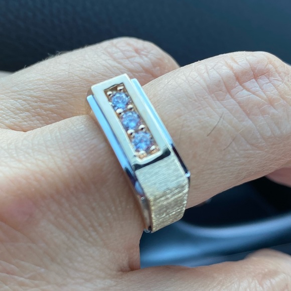 8mm Mens Engagement Ring Solid 14k Yellow Gold - Picture 3 of 15